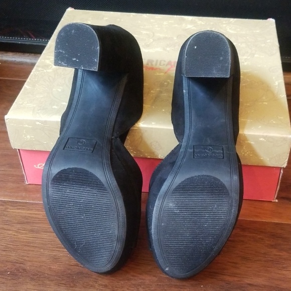 Black Platform 4" Heels - Picture 3 of 4